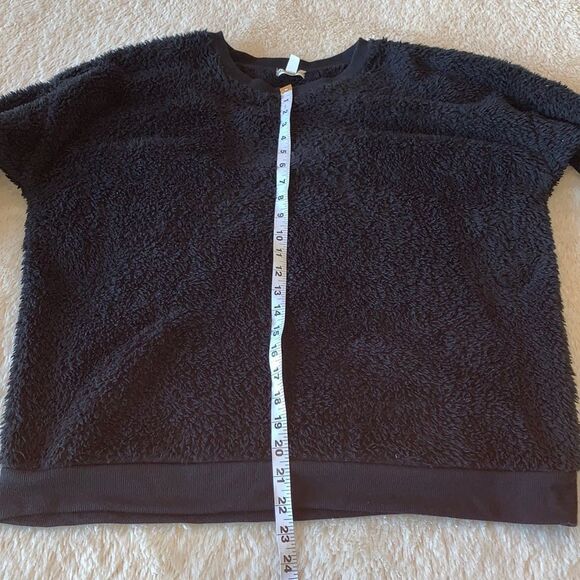 Derek Heart fuzzy sweater  - Picture 12 of 16